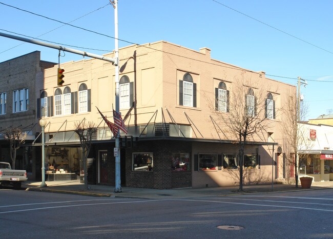 More details for 123 S 3rd St, Ironton, OH - Retail for Sale