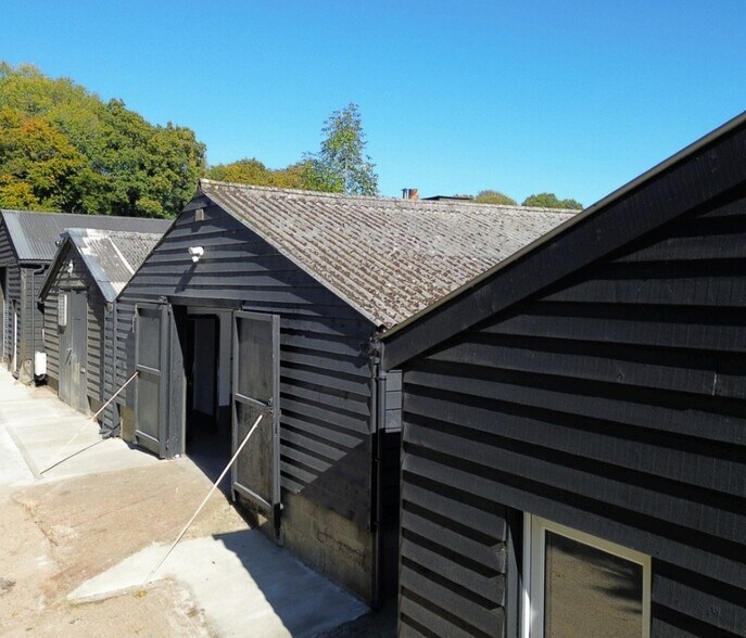 Flaunden Ln, Hemel Hempstead à louer - Photo du bâtiment - Image 2 de 3