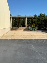 119 Gateway Dr, Canton, GA for lease Interior Photo- Image 2 of 8