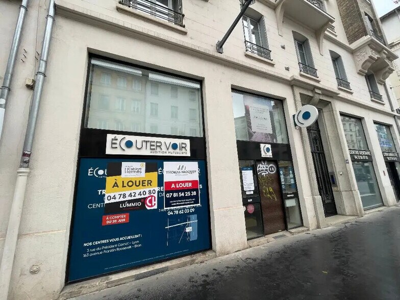 Commerce de détail dans Lyon à louer - Photo du bâtiment - Image 1 de 6
