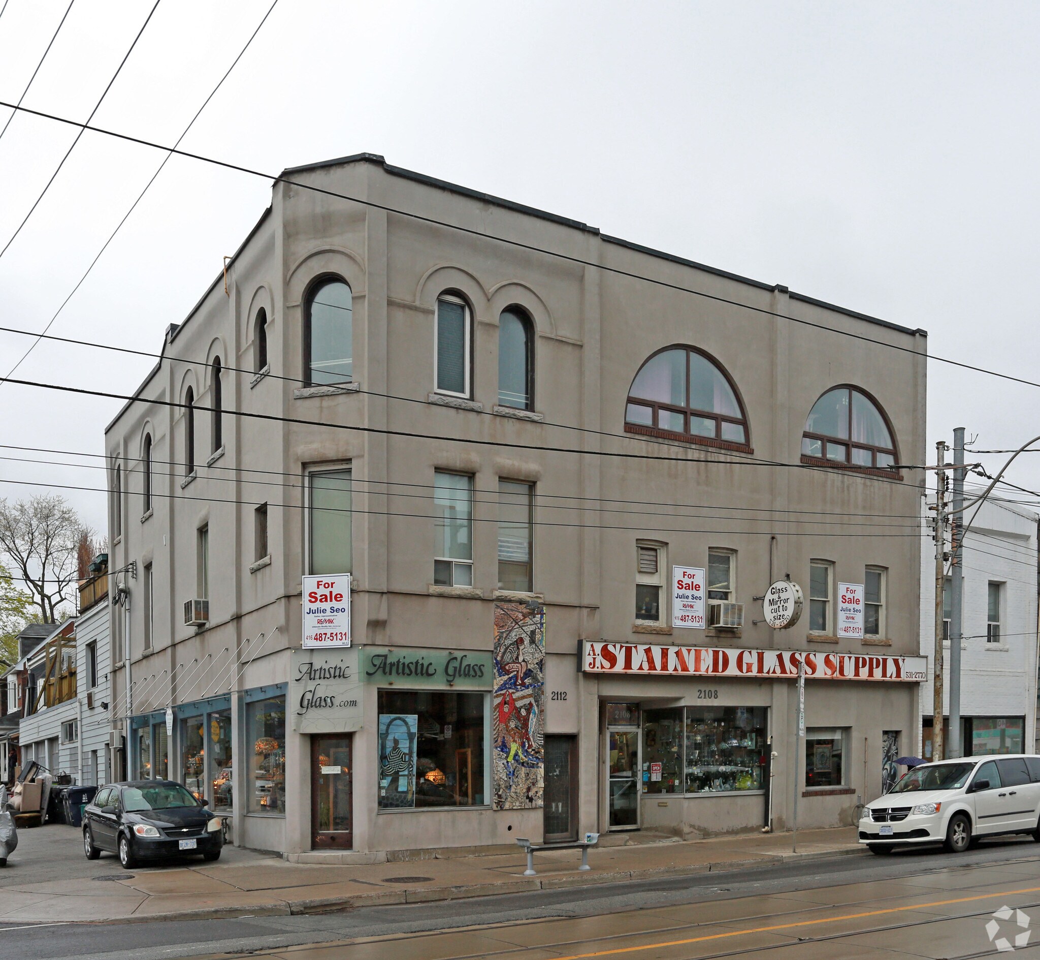 2106-2112 Dundas St W, Toronto, ON à vendre Photo principale- Image 1 de 1