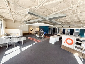 130-136 E Chestnut St, Columbus, OH for lease Interior Photo- Image 1 of 11