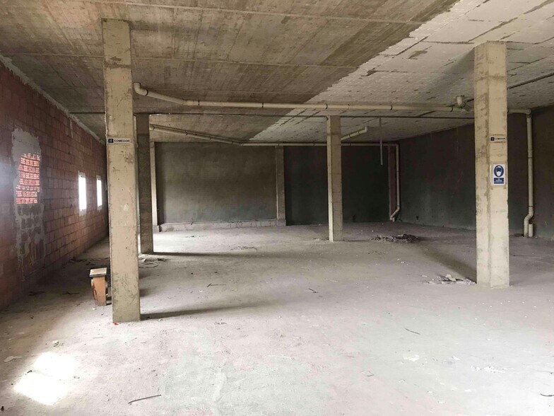 Retail in San Sebastián de los Reyes, Madrid for sale - Building Photo - Image 3 of 8
