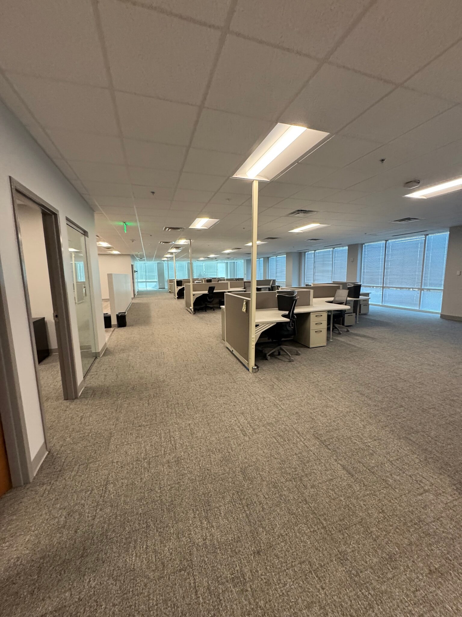 6840 Carothers Pky, Franklin, TN for lease Building Photo- Image 1 of 5