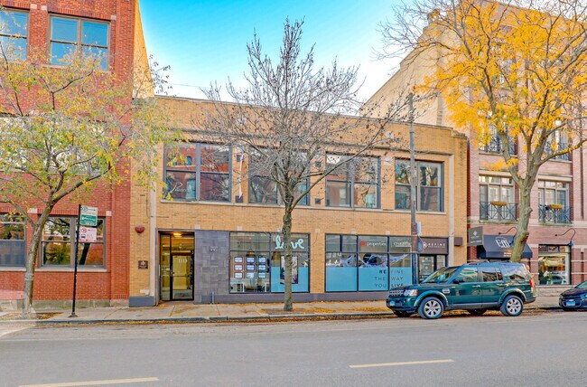 More details for 1113 W Armitage Ave, Chicago, IL - Retail for Lease