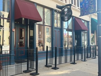 More details for 420 E State St, Rockford, IL - Retail for Lease
