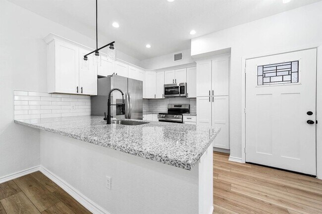 More details for 2024 Hampton st, Houston, TX - Multifamily for Sale