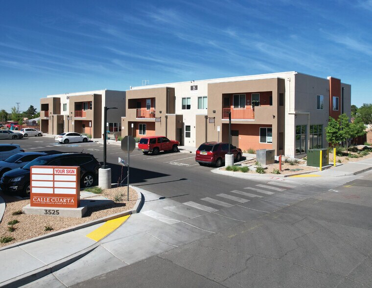 3525 4th Street St NW, Albuquerque, NM à louer - Photo principale - Image 1 de 20