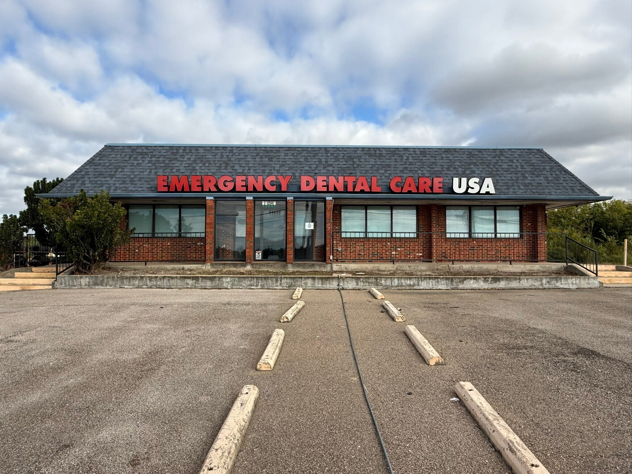 13247 East Fwy, Houston, TX à louer Photo du bâtiment- Image 1 de 4