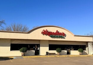 403 N Jefferson St, La Grange, TX for lease Building Photo- Image 1 of 14