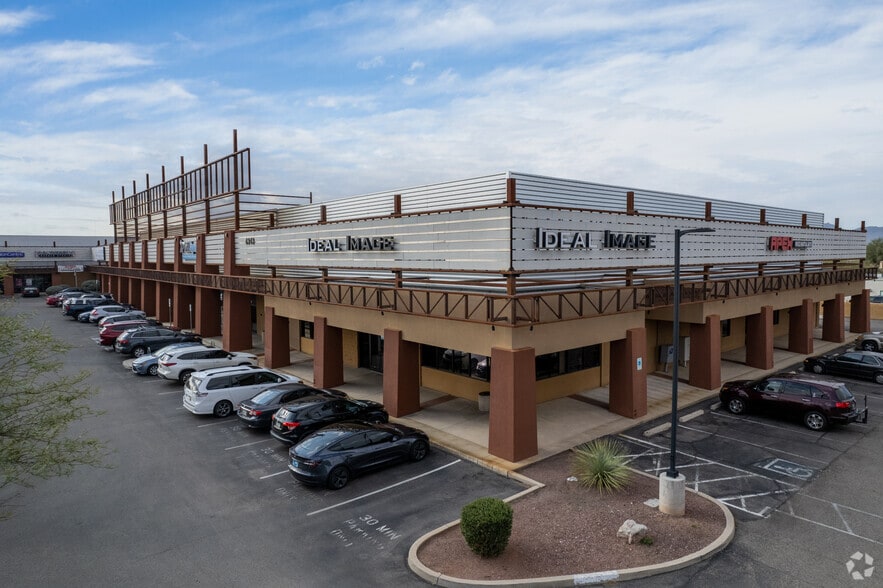 4343 N Oracle Rd, Tucson, AZ for lease - Primary Photo - Image 1 of 5