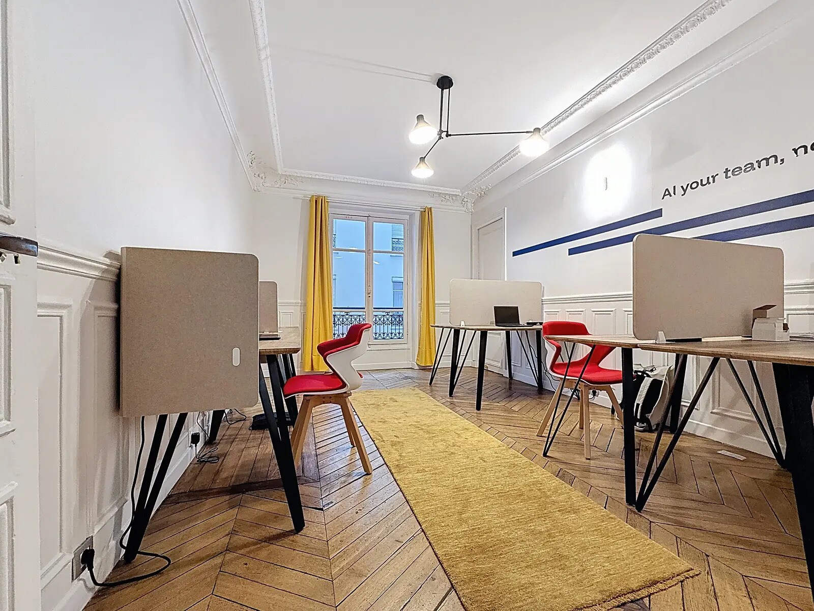 Coworking Space in Paris for lease Interior Photo- Image 1 of 9