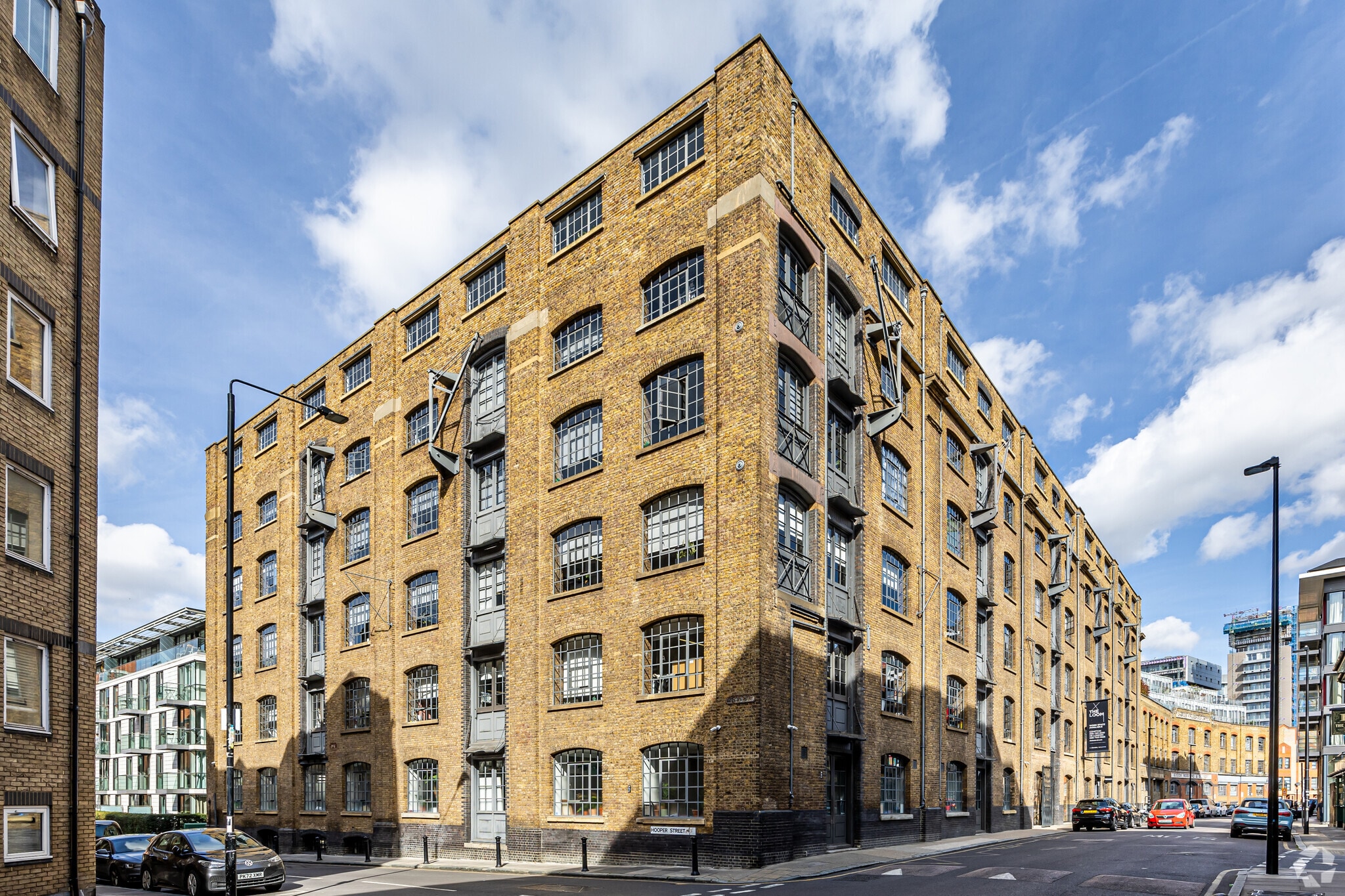 14 Gowers Walk, London for lease Primary Photo- Image 1 of 83