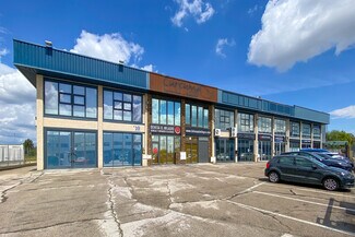 Plus de détails pour Avenida Quitapesares, 37, Villaviciosa de Odón - Commerce de détail à louer