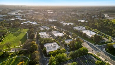 27 Spectrum Pointe Dr, Lake Forest, CA - AÉRIEN  Vue de la carte