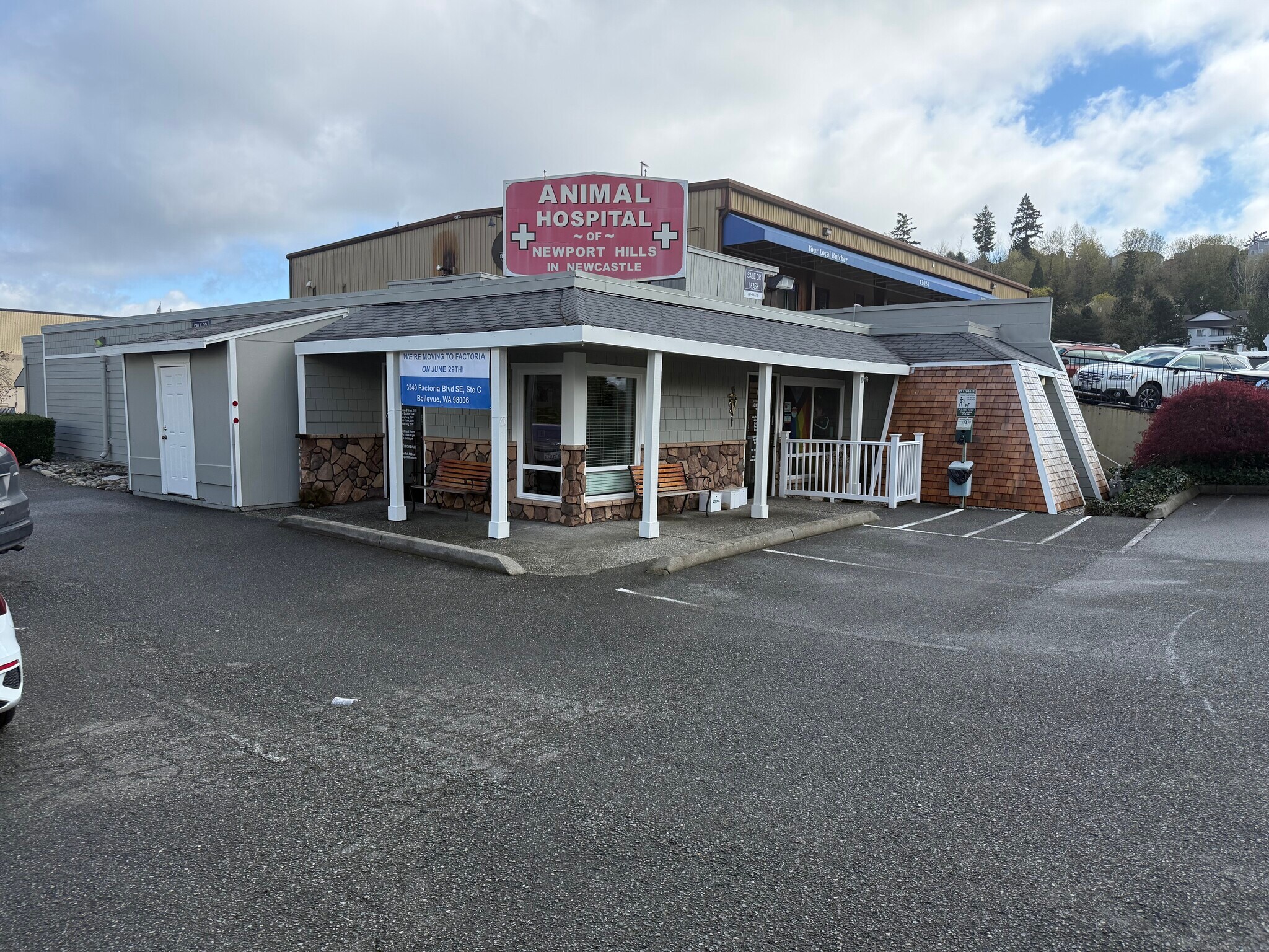 13018 Newcastle Way, Newcastle, WA à louer Photo principale- Image 1 de 7