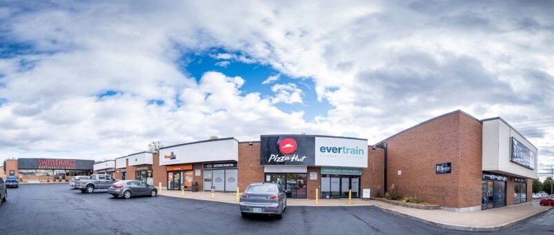 522-536 Montreal Rd, Ottawa, ON à vendre - Photo principale - Image 1 de 1