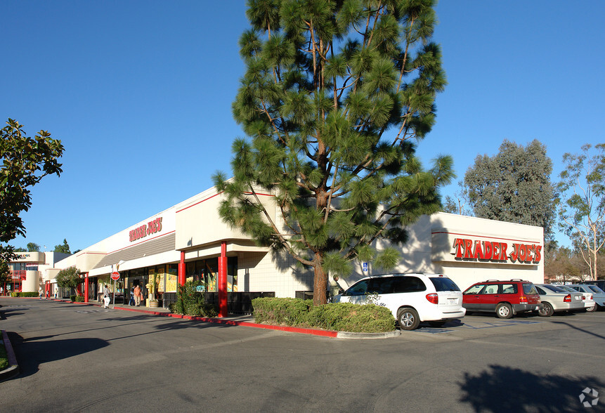 2975 Cochran St, Simi Valley, CA for sale - Primary Photo - Image 1 of 1