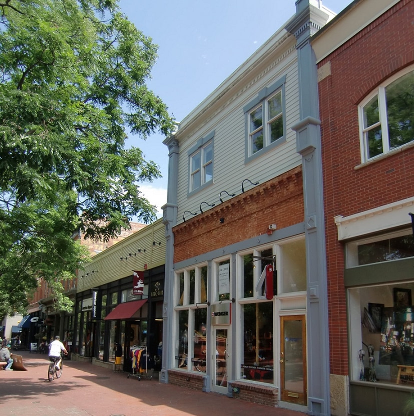 Pearl Street Mall Portfolio portfolio of 2 properties for sale on LoopNet.ca Building Photo- Image 1 of 11