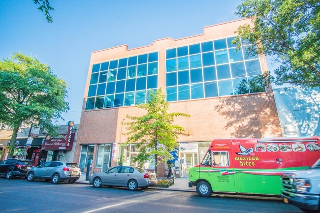 Plus de détails pour 34-27 Steinway St, Astoria, NY - Bureau à louer