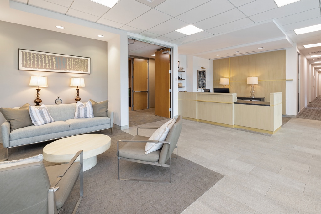 120 Vantis, Aliso Viejo, CA for lease Interior Photo- Image 1 of 5