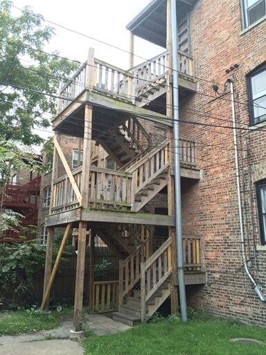 7415 S Chappel Ave, Chicago, IL à vendre - Photo du bâtiment - Image 2 de 10