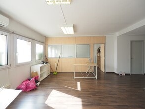 Office in Granollers, Barcelona for lease Interior Photo- Image 1 of 8