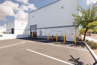 7481 Eastgate Rd, Henderson, NV for lease Interior Photo- Image 2 of 12