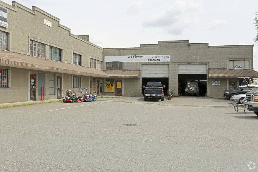 19295 Enterprise Way, Surrey, BC à louer - Photo du bâtiment - Image 3 de 6