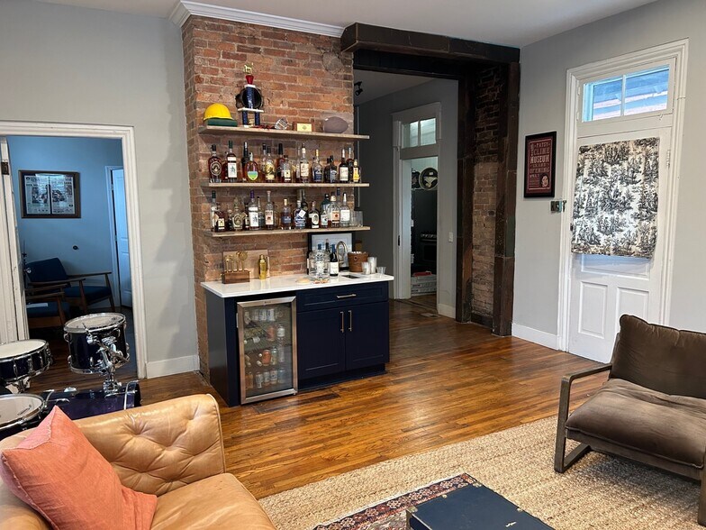 1326 4th Ave N, Nashville, TN à louer - Photo du bâtiment - Image 2 de 5