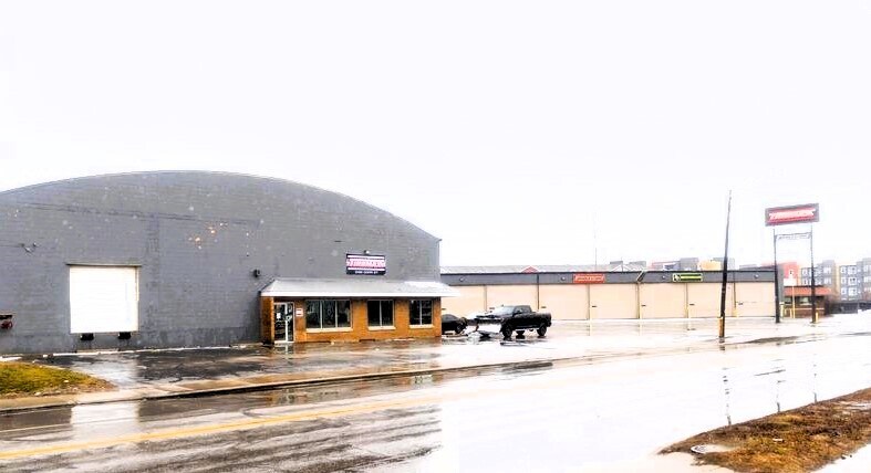 2575 Dorr St, Toledo, OH à vendre - Photo du bâtiment - Image 3 de 30