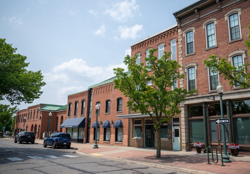 86-88 W Front St, Monroe, MI for sale - Building Photo - Image 3 of 7
