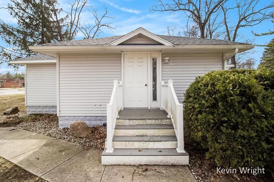 5948 Holton Rd, Twin Lake, MI for sale Building Photo- Image 1 of 15