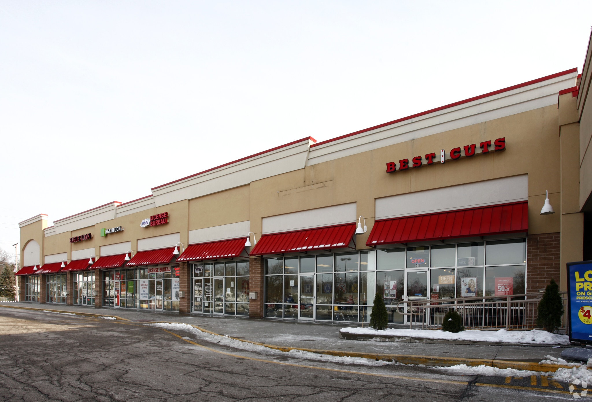 11-45 5th St SE, Barberton, OH for lease Primary Photo- Image 1 of 9