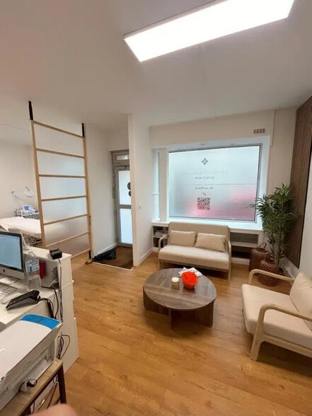 Commerce de détail dans Paris à vendre - Photo intérieure - Image 2 de 4