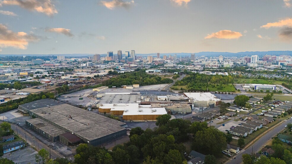 Golden Flake Drive Portfolio portefeuille de 4 propriétés à vendre sur LoopNet.ca - Photo du bâtiment - Image 2 de 14