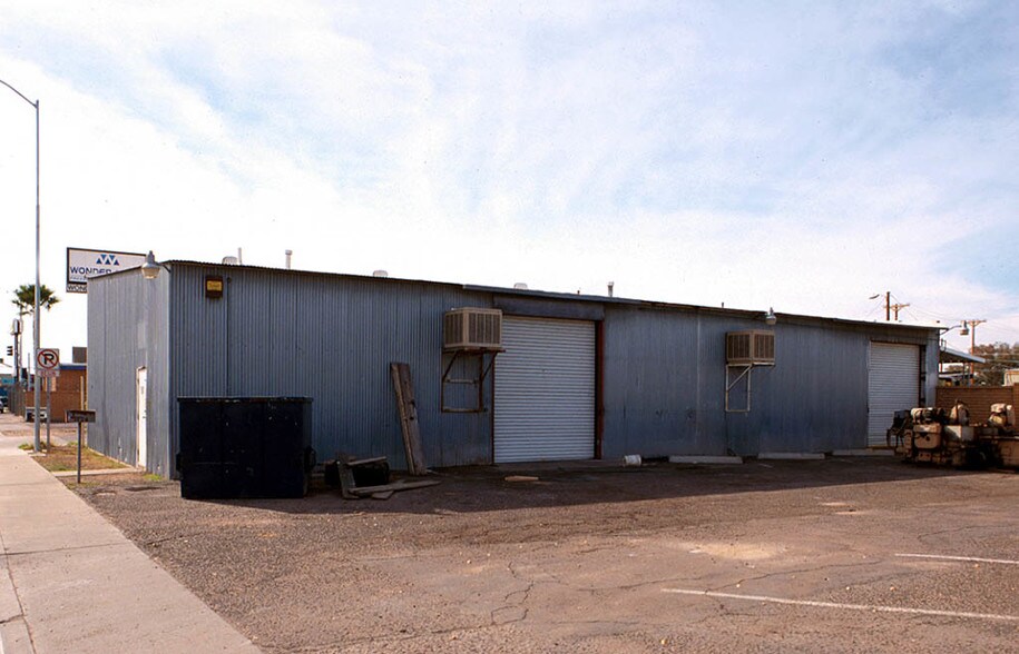 1134 S Center St, Mesa, AZ à louer - Photo du bâtiment - Image 2 de 4