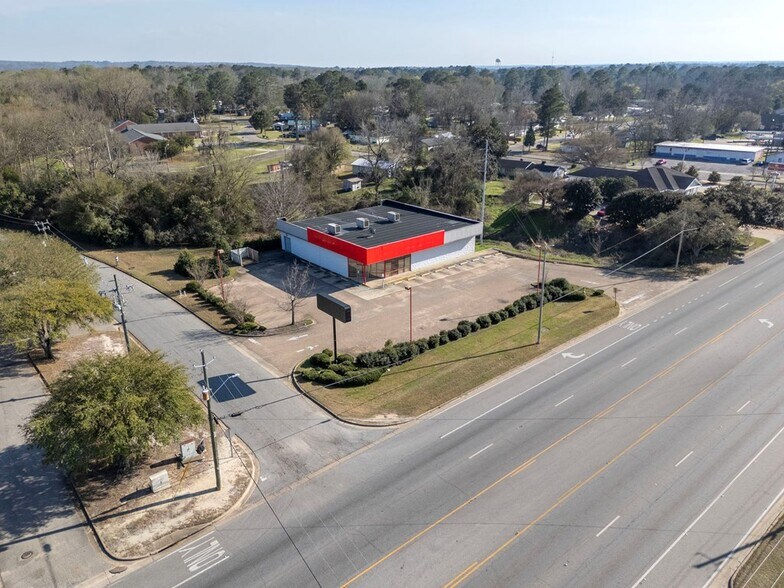 1205 S Eufaula Ave, Eufaula, AL à vendre - Photo du bâtiment - Image 3 de 16