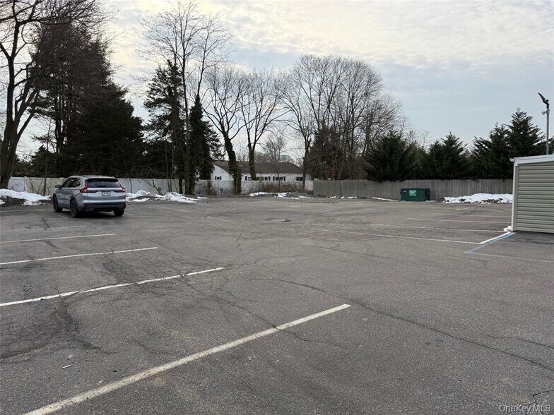6316-6318 Jericho Tpke, Commack, NY for lease - Building Photo - Image 3 of 4