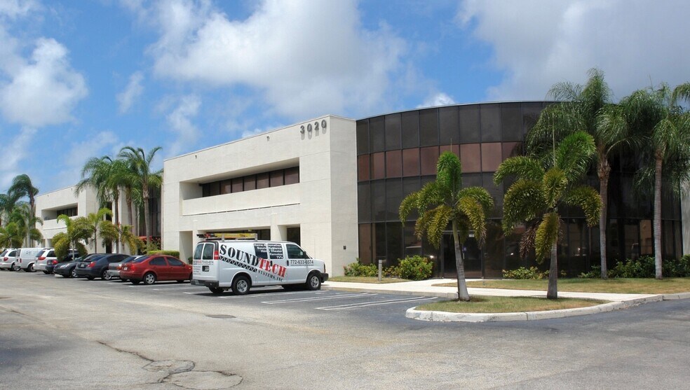 3020 High Ridge Rd, Boynton Beach, FL à louer - Photo principale - Image 1 de 20