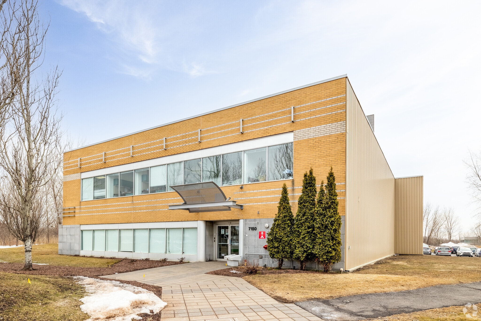 7150 Rue Frederick-Banting, Montréal, QC for lease Building Photo- Image 1 of 9