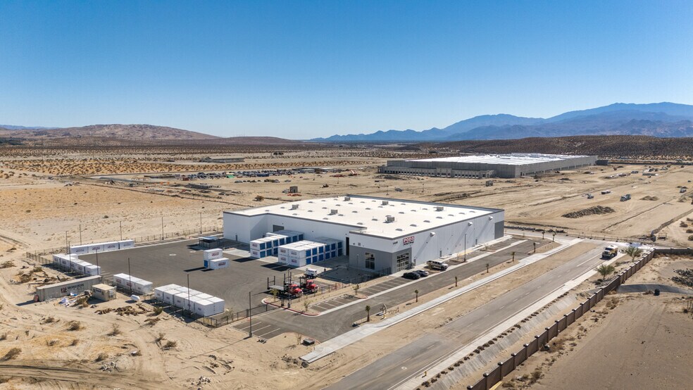 64640 19th Ave, Desert Hot Springs, CA à louer - Photo du bâtiment - Image 3 de 26