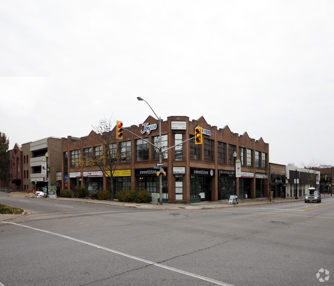 115 Trafalgar Rd, Oakville, ON for lease - Primary Photo - Image 1 of 2