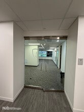 999 Oakmont Plaza Dr, Westmont, IL for lease Interior Photo- Image 2 of 14