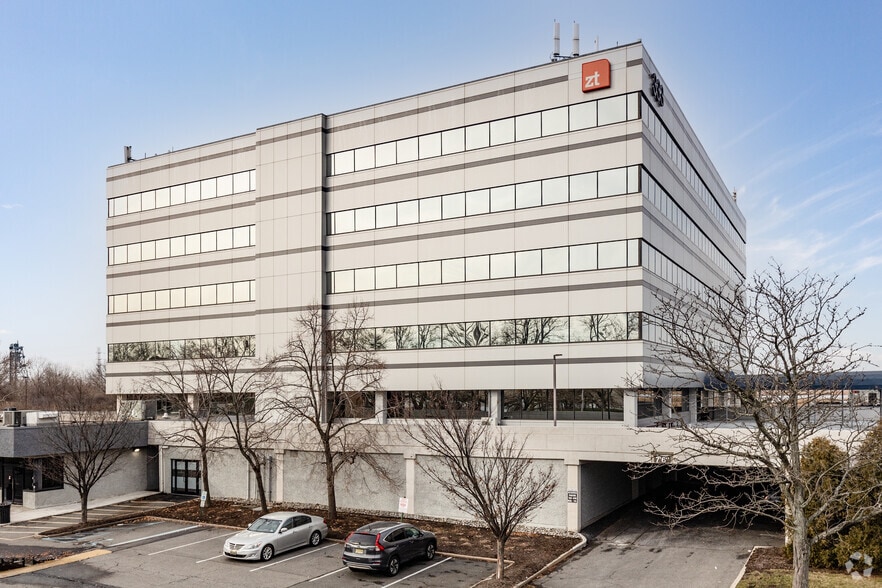 333 Meadowlands Pkwy, Secaucus, NJ à louer - Photo du bâtiment - Image 3 de 7