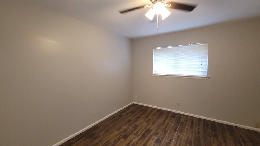 521 Southtrail Dr, San Antonio, TX à vendre - Photo du bâtiment - Image 2 de 22