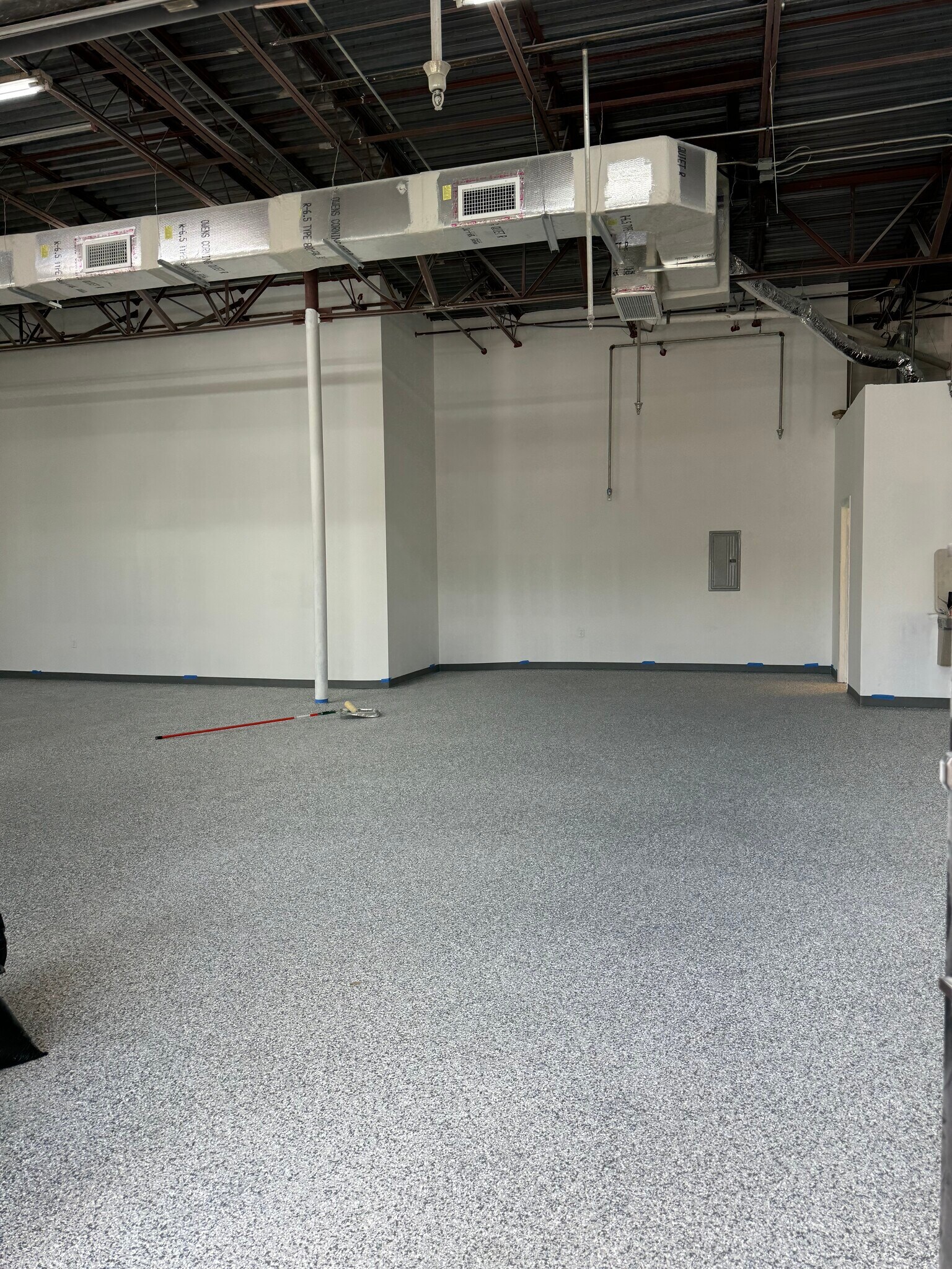 4015-4083 W Oak Ridge Rd, Orlando, FL for lease Interior Photo- Image 1 of 2