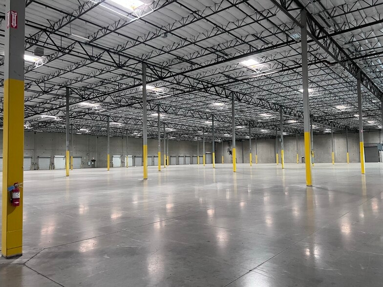 1780 Industrial Dr, Stockton, CA for lease - Interior Photo - Image 2 of 12