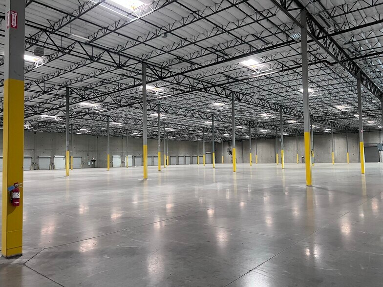1780 Industrial Dr, Stockton, CA à louer - Photo intérieure - Image 2 de 13