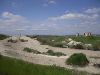 Plus de détails pour Calle Marqués Cabriñana, 1, Linares - Terrain à vendre